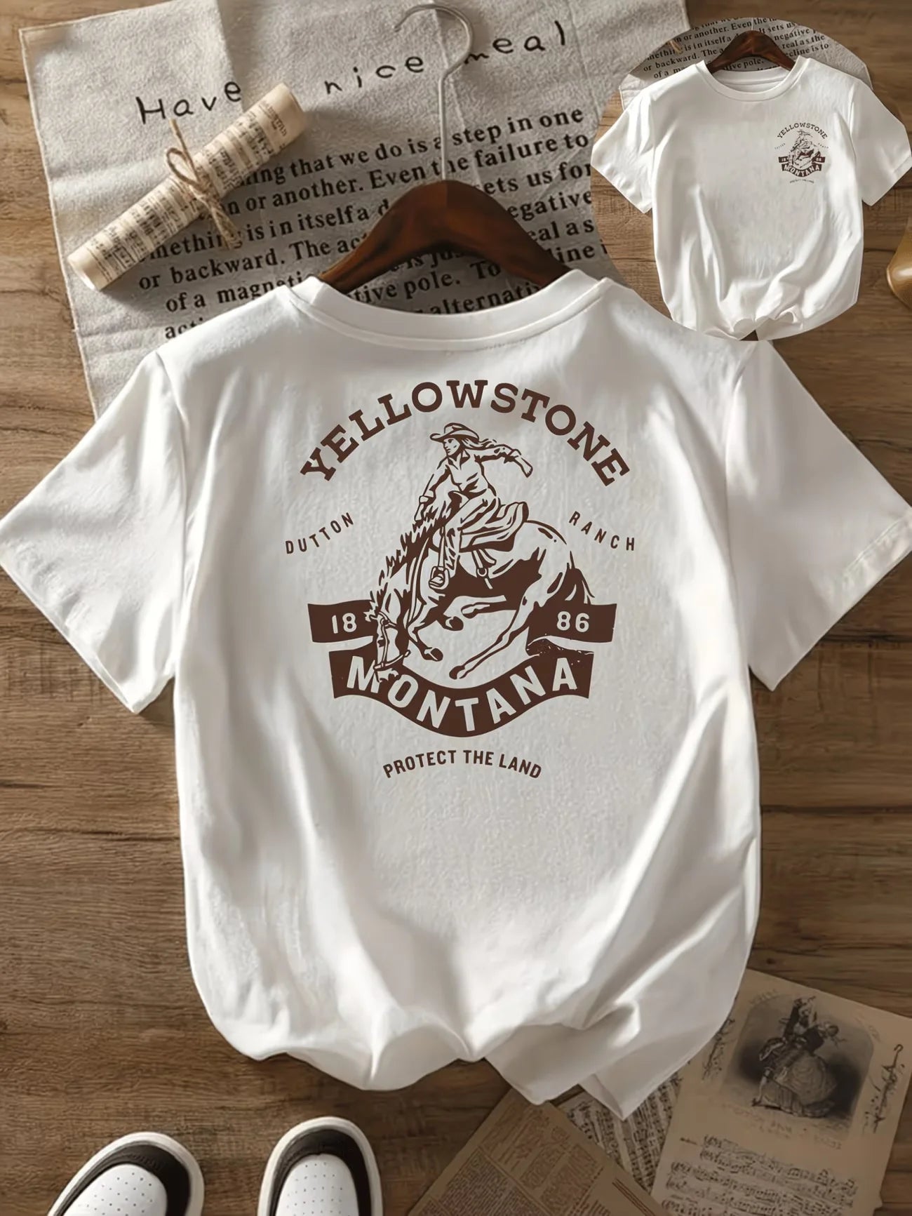 T-Shirt Feminina YellowStone